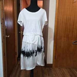 Cindy + Johnny NWT White Black Abstract Dress NWT $180.00